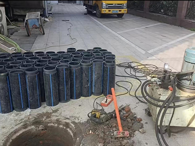 梅州PE置换管厂家 DN315置换管 非开挖管短管置换
